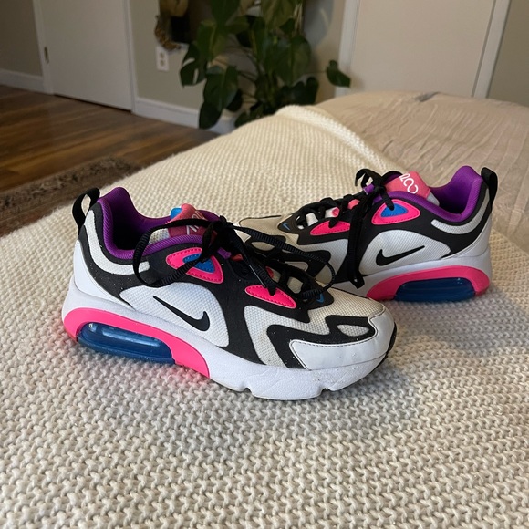 NIKE Air Max 200 - Picture 6 of 10